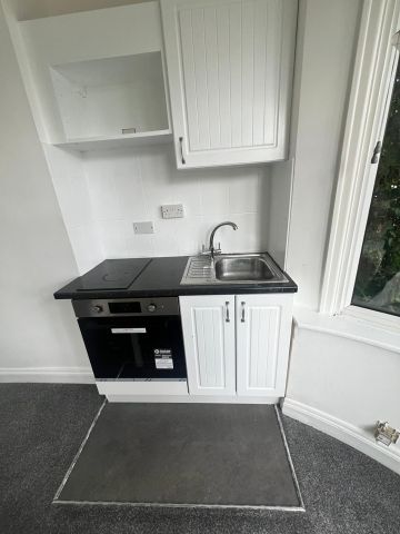 Studio Flat, Highfield Avenue, NW11 - Photo 3