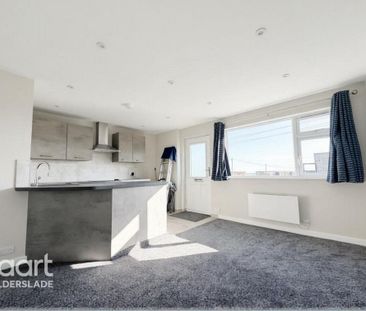 2 bedroom maisonette to rent - Photo 5