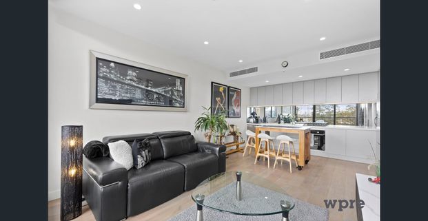 Fully Furnished 2-bedroom residence with Riverside Views. - Photo 1