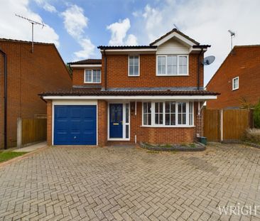 4 bedroom Detached House - GRESLEY CLOSE, WELWYN GARDEN CITY - Photo 5