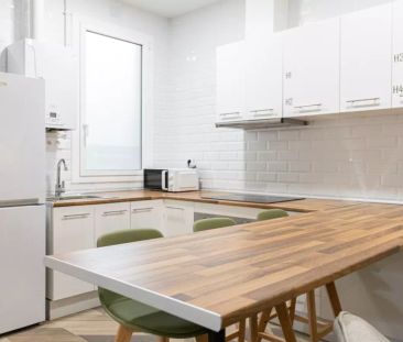Room in a shared 4-bedroom apartment for rent in l'Antiga Esquerra de l'Eixample (Professionals only, couples allowed, students allowed) - Foto 5
