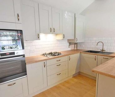 Elton House, Elton Vale Road, BL8 - Photo 5