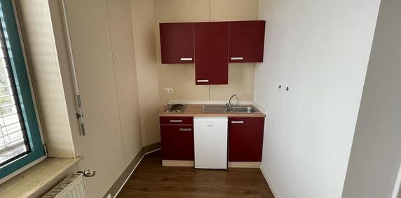 Großzügig geschnittene 1-Zimmer- Wohnung - direkt vom Eigentümer! [HMR-O57E07] - Foto 2