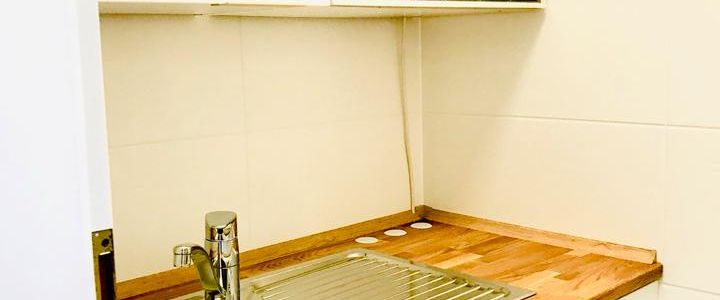 Möblierte 1-Zi.-Wohnung mit Balkon - 1300 monatlich - Foto 1