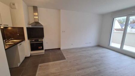 Location Appartement 2 pièces 38m² ORLEANS 45000 - Photo 5