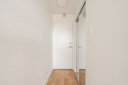 730 St Clarens Avenue - Photo 2