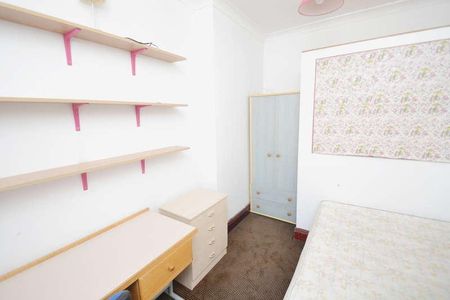 Standish Road, Fallowfield, Manchester, M14 - Photo 5