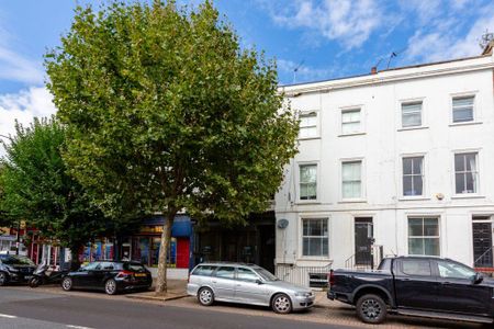 2 bedroom flat to rent - Photo 4