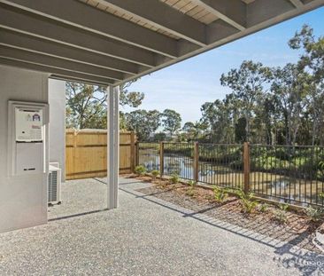 3 BED, A/C, MINUTES TO GATEWAY 3bed, large living space unit, A/C, ... - Photo 6