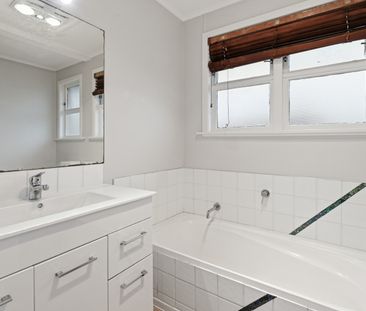 Lovely Family Home - Western Heights - Photo 6