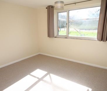 2 bed apartment to rent in Maskelyne Avenue, Bristol, BS10 - Photo 2