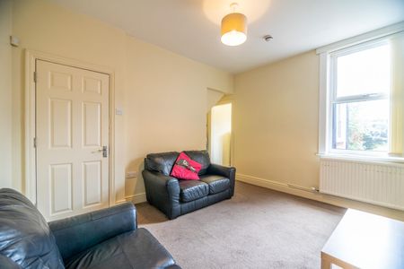 39 Siward Street - Photo 4