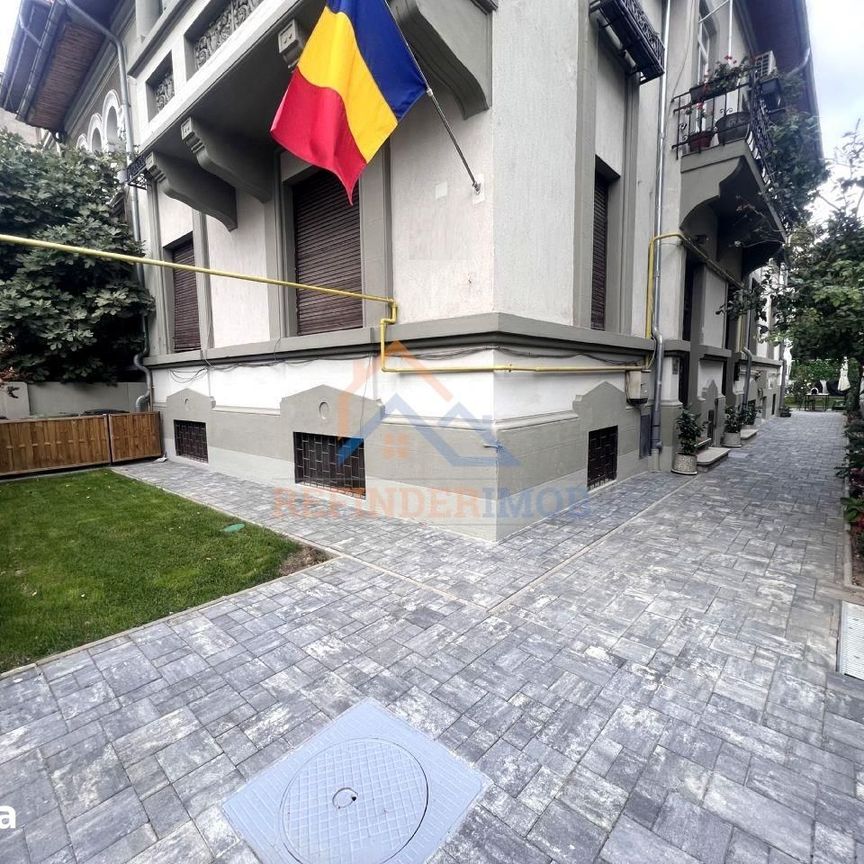 Vanzare Apartament 3 camere Cotroceni - Carol Davila - Photo 1