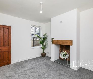 2 bedroom terraced house to rent - Photo 2