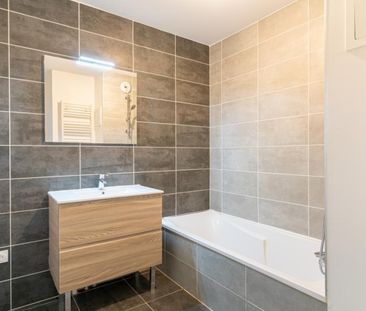 Location appartement 3 pièces - Photo 2