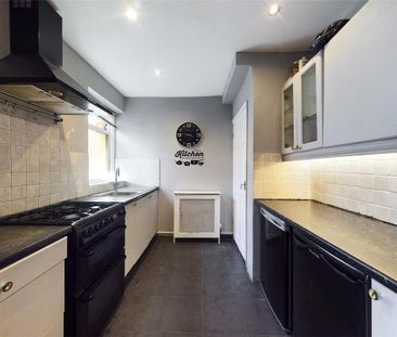3 bedroom terraced house to rent - Photo 6