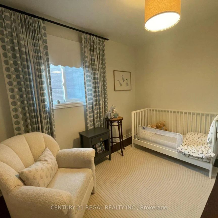 164 ROYWOOD DRIVE - Photo 1