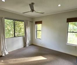 2 Bedroom Townhouse Close to Main Street! - Photo 4