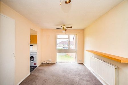 William Moulder Court, CHESHAM - Photo 2