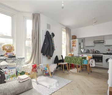 Knights Hill, London, SE27 0JD - Photo 6