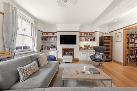 3 bedroom mews to rent - Photo 3