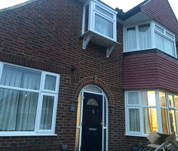 Carlise Road, Sutton - Photo 2