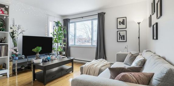 Appartement lumineux de 3 chambres à louer – 2e étage d’un duplex à LaSalle - Photo 2