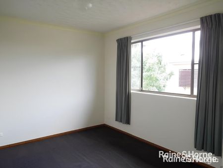 4/100 Sherwood Road, Toowong, QLD 4066 - Photo 2