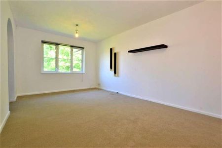 Caraway Place, Wallington, Surrey, SM6 - Photo 2