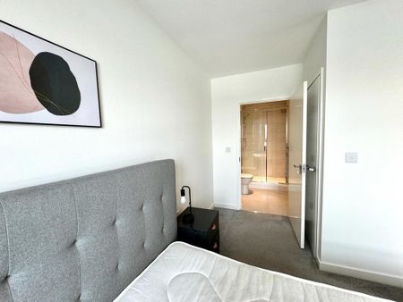 2 bedroom flat to rent - Photo 4