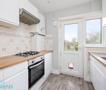 4 bedroom terraced house to rent - Photo 6