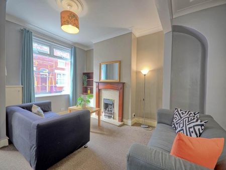 2 bedroom house share to rent - Photo 2