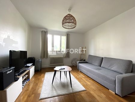 Apartment - Photo 2