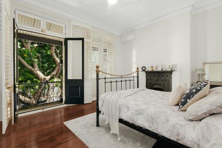 Luxuriously Elegant Victorian Terrace - Photo 5