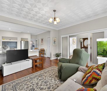 Well Presented Street Front Home! - Photo 1