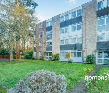 Woodlands, Fleet, GU51 - Photo 3