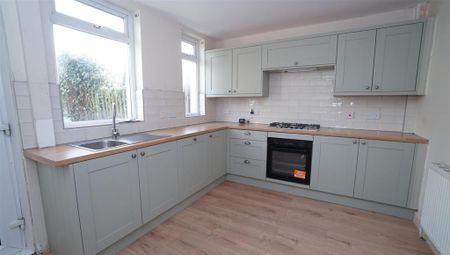 2 bedroom semi-detached house to rent - Photo 4