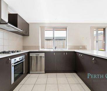 Stylish, Low-Maintenance 3-Bedroom, 2-Bathroom Home in Prime Locati... - Photo 5