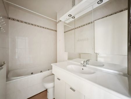 🌳 Grand F5 de 106 m² – Calme Absolu, Vue Père Lachaise – 21 rue du Repos, Paris 20e - Photo 2