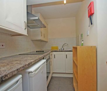 Studio to rent - Photo 6