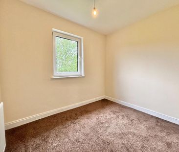 3 bedroom House To Let - Photo 2