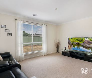 6 Coal Court, Epsom - Photo 3