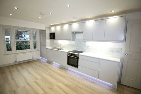 2 Bed Flat, Coningham Mews, W12 - Photo 5