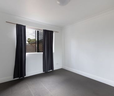 Updated 1 bedroom unit in the perfect location!! - Photo 1