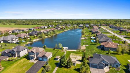 For Lease - 1472 Water's Edge Way, Greely - Metcalfe - Osgoode - Vernon and Area, Ontario - Photo 2