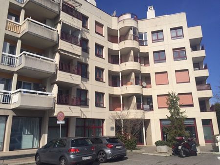 Appartement de 5 pièces en attique avec terrasse à Thônex - Photo 3