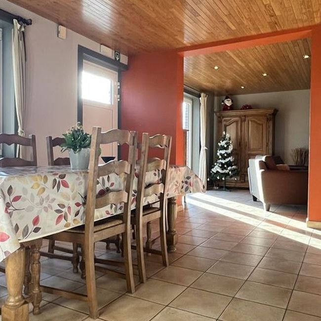 Eengezinswoning te huur in Hacquegnies voor € 900 met 3 slaapkamers - Photo 1