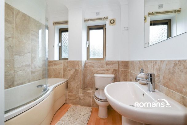2 bedroom maisonette to rent - Photo 1