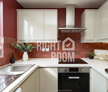 En-Suite Room 9, Malmesbury Road, Shirley, Southampton SO15 - Photo 6