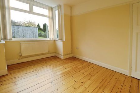 2 bedroom detached bungalow to rent - Photo 3